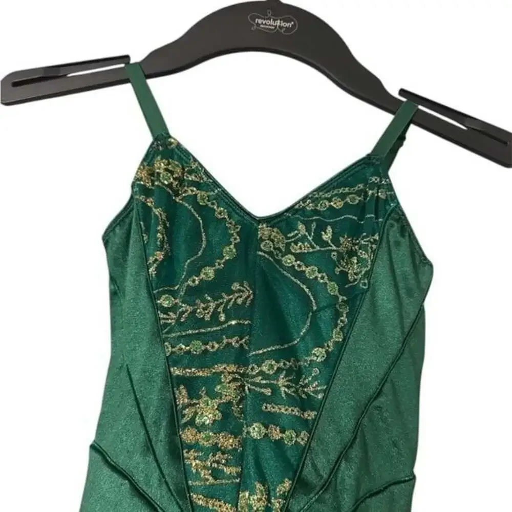 Revolution Dance wear Size MC